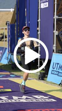 BIB:  <button type="button" onclick="openModal(27396536)" class="btn btn-primary btn-sm float-right" data-toggle="modal" data-target=".modal-high-quality">
                <i class="fa fa-download"></i> Download
                </button>